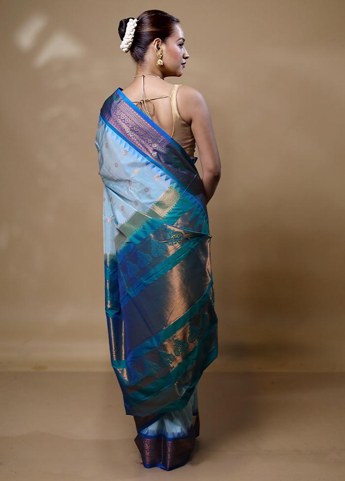 Blue Kanjivaram Silk Saree With Blouse Piece