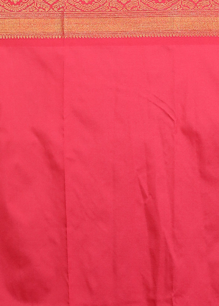 Green Kanjivaram Silk Saree With Blouse Piece