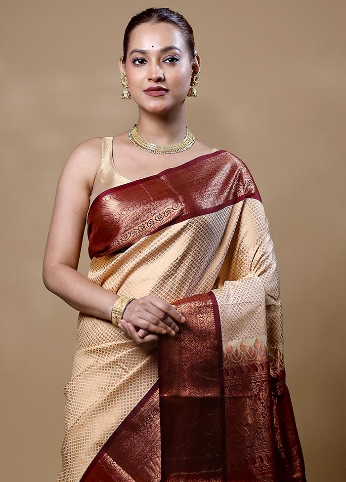 Cream Kanjivaram Silk Saree With Blouse Piece