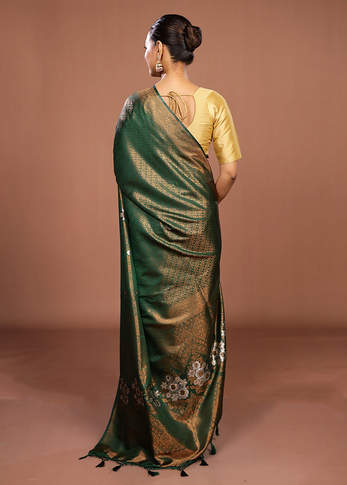 Green Dupion Silk Saree With Blouse Piece