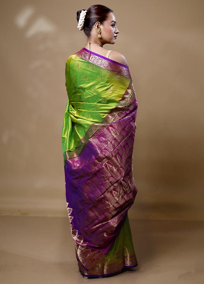 Green Handloom Kanjivaram Pure Silk Saree With Blouse Piece