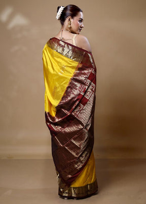 Yellow Handloom Kanjivaram Pure Silk Saree With Blouse Piece