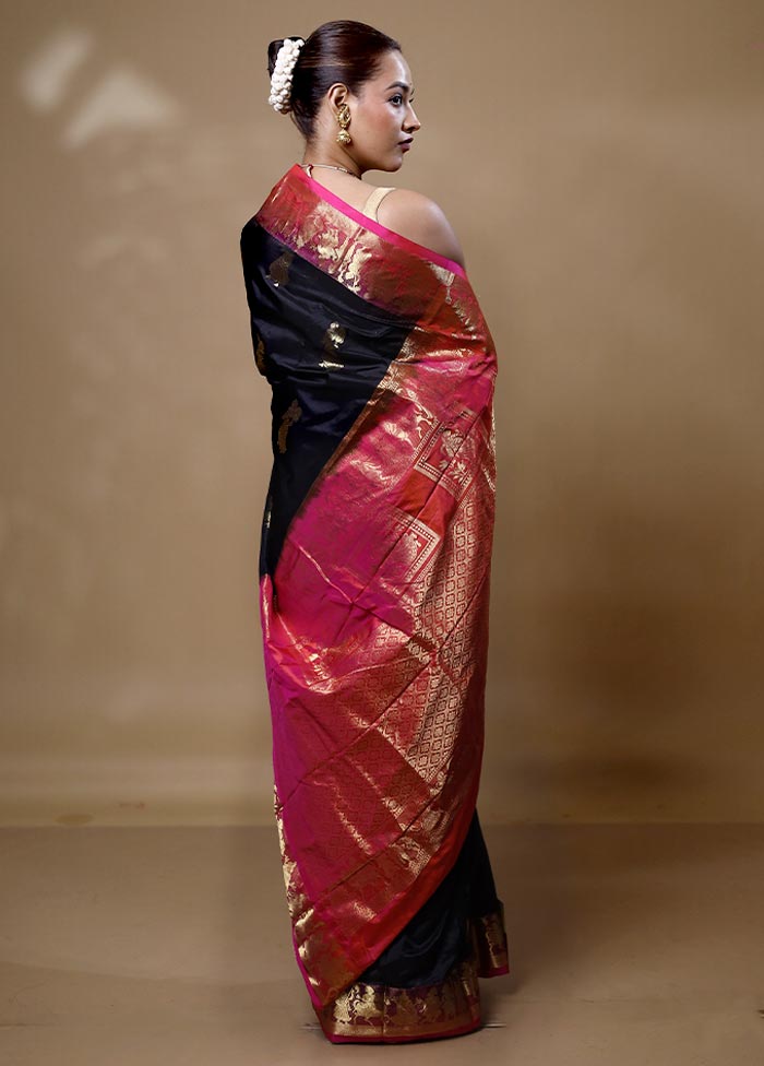 Black Handloom Kanjivaram Pure Silk Saree With Blouse Piece