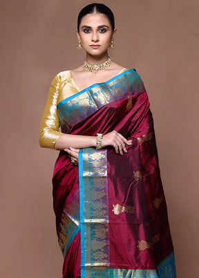 Maroon Handloom Kanjivaram Pure Silk Saree With Blouse Piece