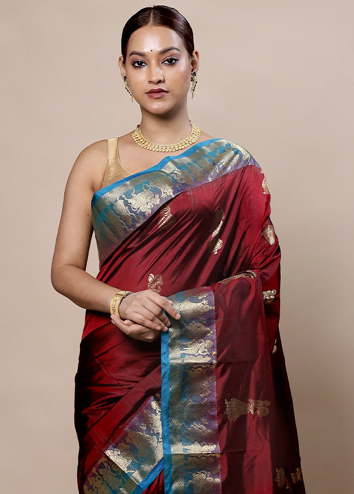 Maroon Handloom Kanjivaram Pure Silk Saree With Blouse Piece