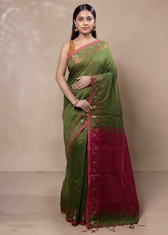 Green Cotton Saree With Blouse Piece