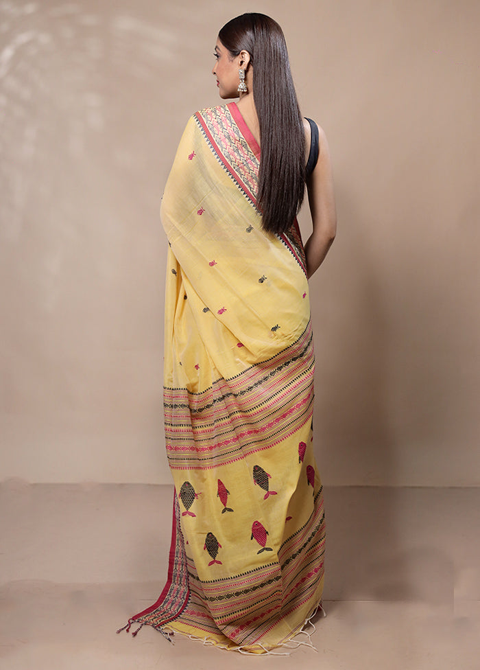 Yellow Khadi Cotton Saree With Blouse Piece