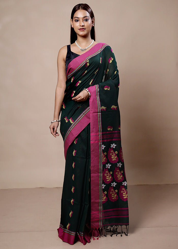 Green Cotton Saree With Blouse Piece