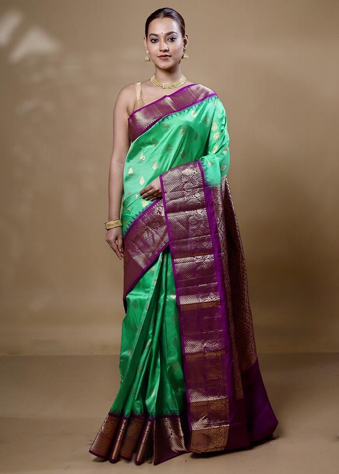 Green Handloom Kanchipuram Pure Silk Saree With Blouse Piece