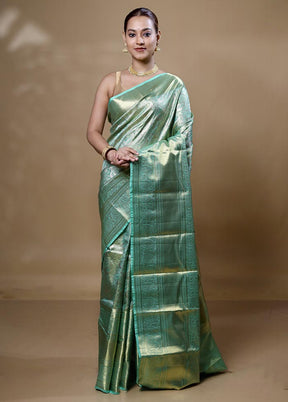 Green Handloom Kanchipuram Pure Silk Saree With Blouse Piece