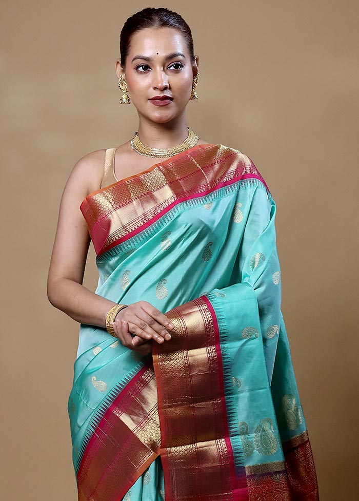 Blue Handloom Kanchipuram Pure Silk Saree With Blouse Piece