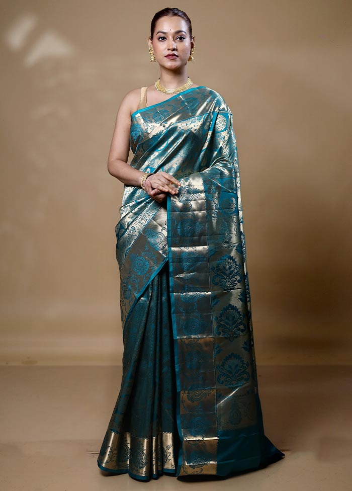 Blue Handloom Kanjivaram Pure Silk Saree With Blouse Piece