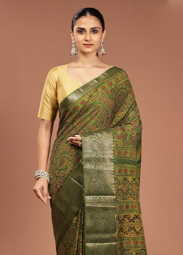 Cream Chanderi Cotton Saree With Blouse Piece