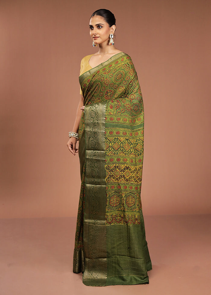 Cream Chanderi Cotton Saree With Blouse Piece