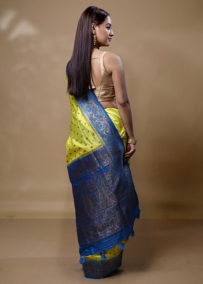 Green Dupion Silk Saree With Blouse Piece