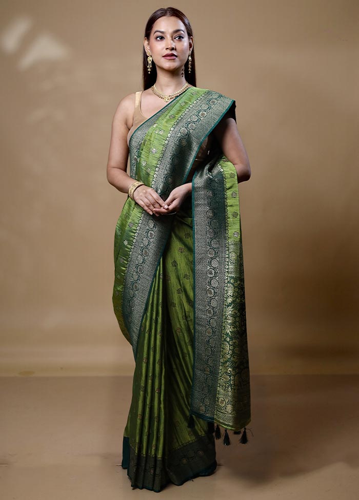 Green Dupion Silk Saree With Blouse Piece