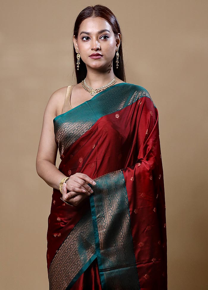 Red Dupion Silk Saree With Blouse Piece