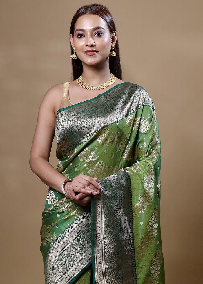 Green Georgette Saree With Blouse Piece