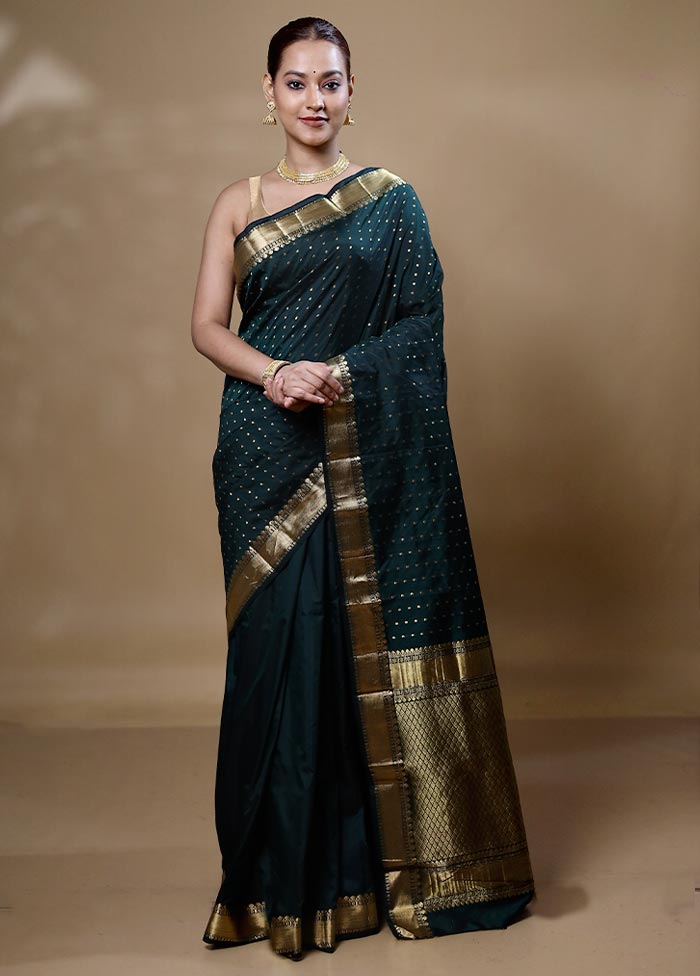 Green Hazar Butti Kanjivaram Silk Saree With Blouse Piece