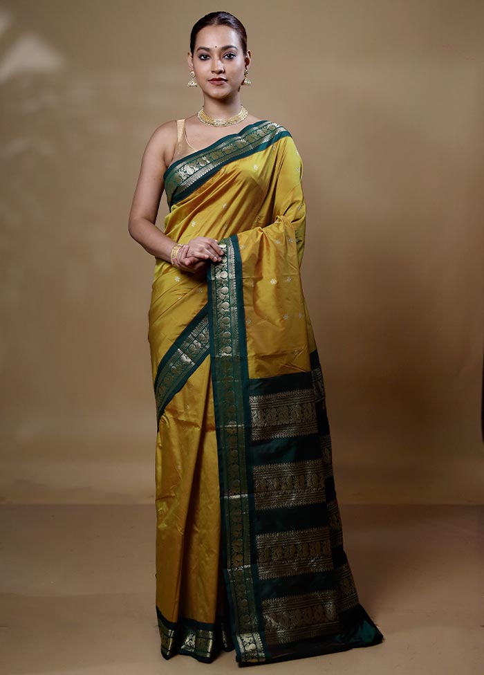 Yellow Kanjivaram Silk Saree With Blouse Piece