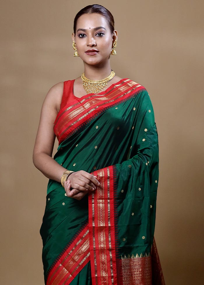 Green Handloom Kanjivaram Pure Silk Saree With Blouse Piece