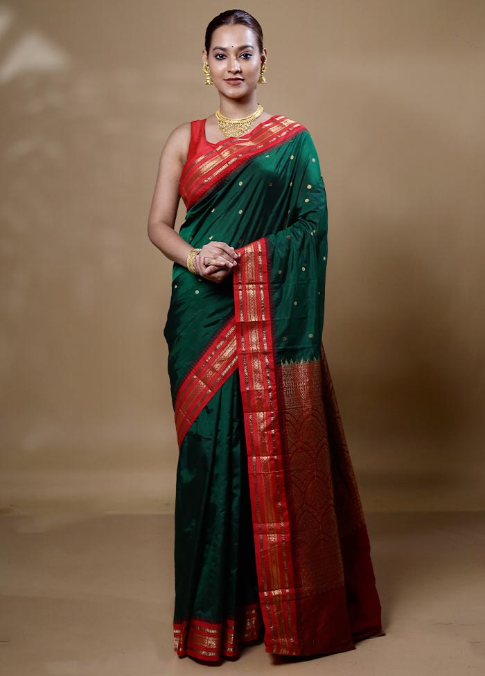 Green Handloom Kanjivaram Pure Silk Saree With Blouse Piece