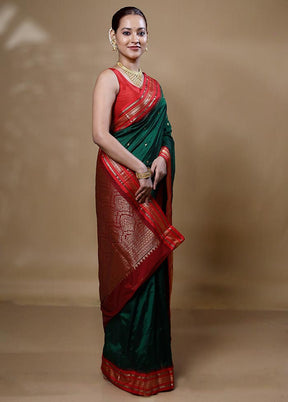 Green Handloom Kanjivaram Pure Silk Saree With Blouse Piece