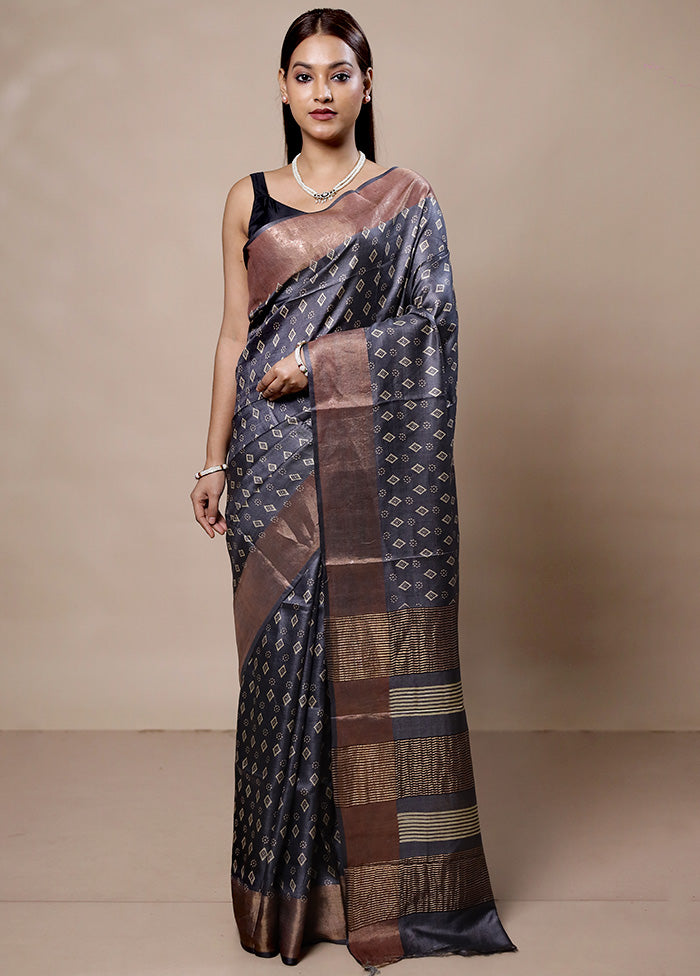 Grey Tussar Silk Saree With Blouse Piece