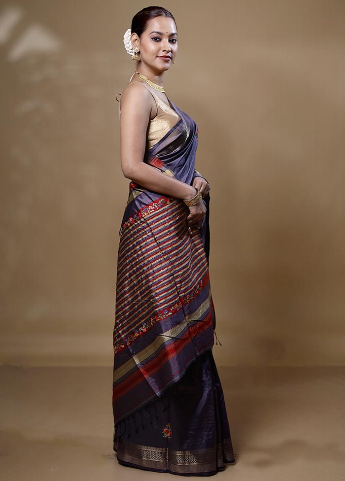 Grey Handloom Tussar Pure Silk Saree With Blouse Piece