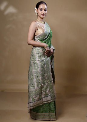 Green Handloom Tussar Pure Silk Saree With Blouse Piece