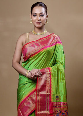 Green Handloom Kanchipuram Pure Silk Saree With Blouse Piece