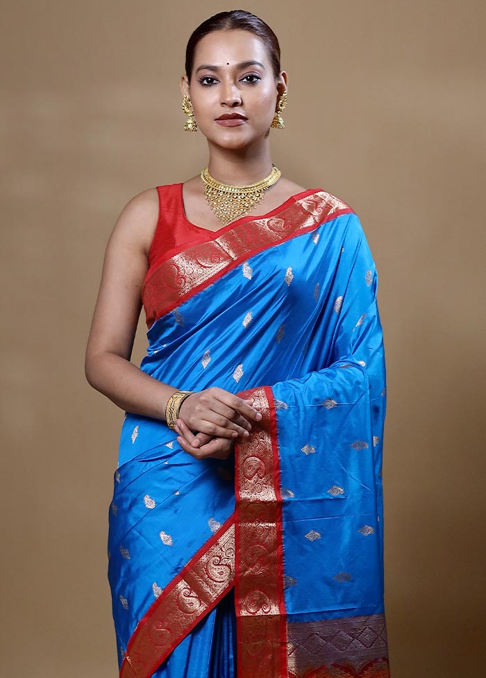 Blue Handloom Kanjivaram Pure Silk Saree With Blouse Piece