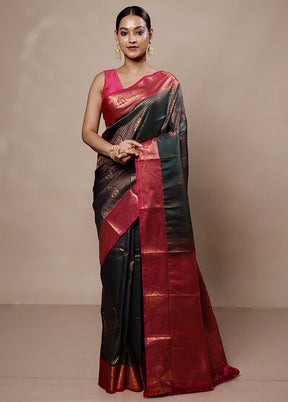 Green Kanjivaram Silk Saree With Blouse Piece