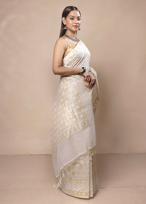 White Kora Silk Saree With Blouse Piece