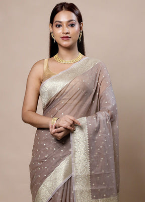 Grey Kora Silk Saree With Blouse Piece