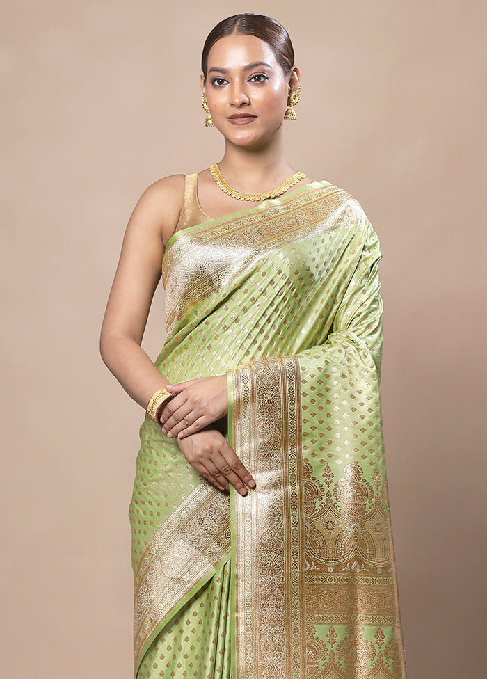 Green Banarasi Silk Saree With Blouse Piece