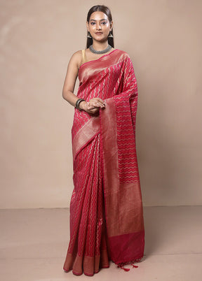 Red Kora Silk Saree With Blouse Piece