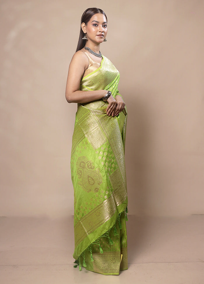 Green Dupion Silk Saree With Blouse Piece