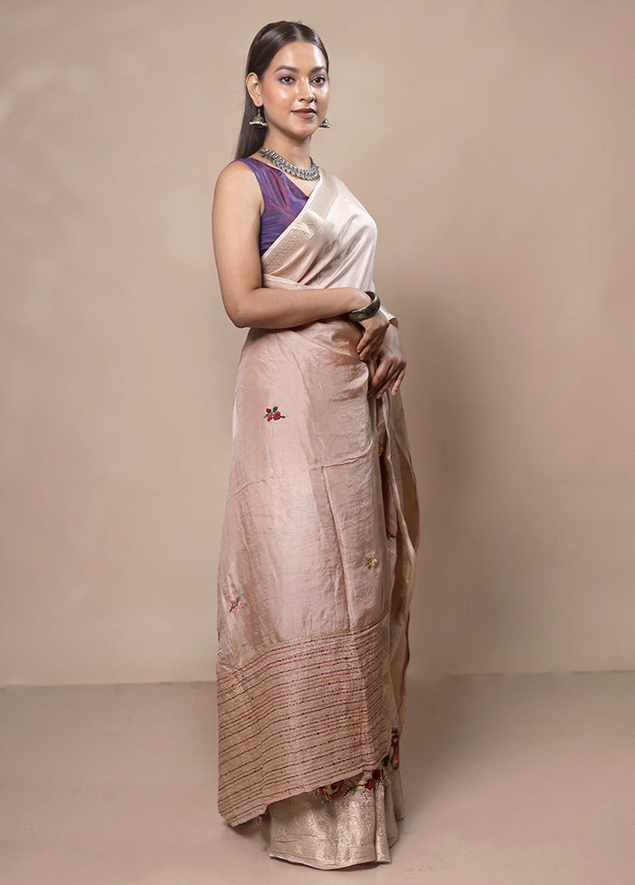 Cream Tussar Silk Saree With Blouse Piece