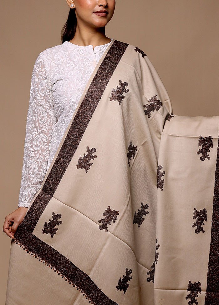 Cream Butta Work With Zari Woven Border Shawl