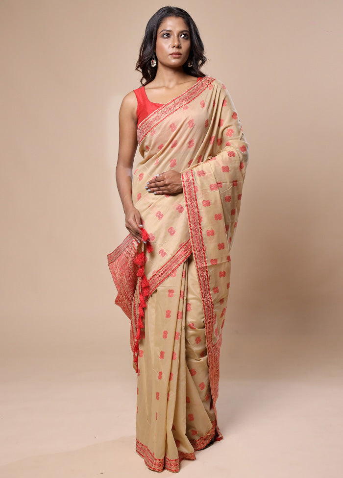 Cream Assam Silk Saree With Blouse Piece