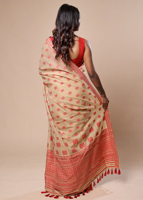 Cream Assam Silk Saree With Blouse Piece