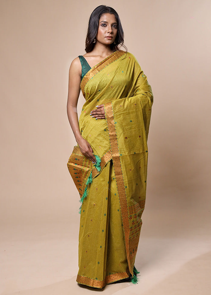 Green Assam Silk Saree With Blouse Piece