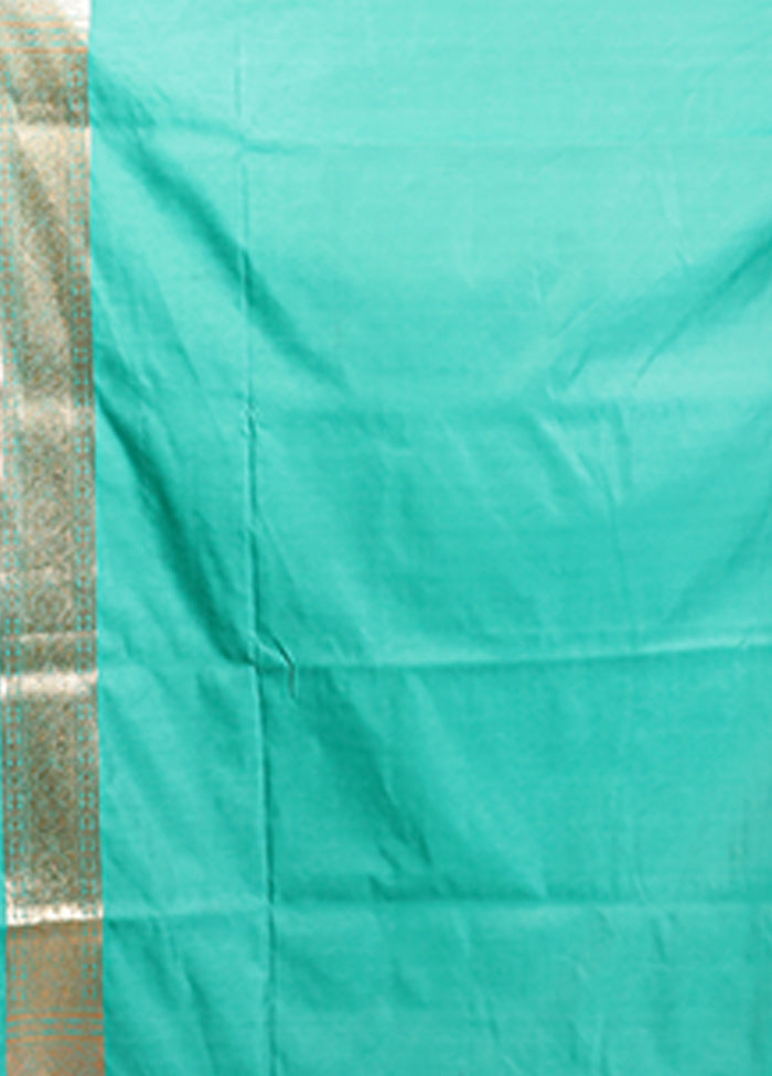 Green Banarasi Silk Saree With Blouse Piece