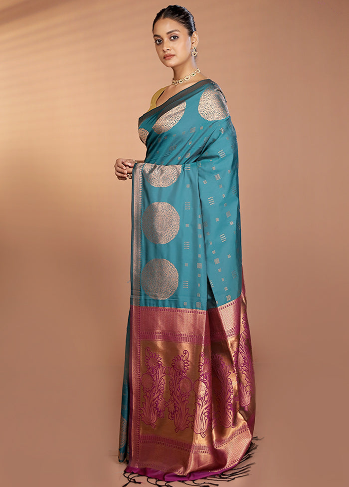Green Kanjivaram Silk Saree With Blouse Piece