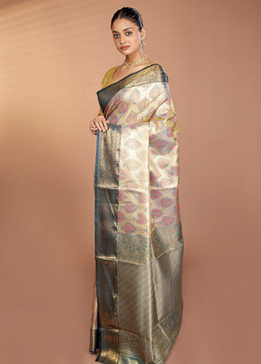 Gold Kanjivaram Silk Saree With Blouse Piece