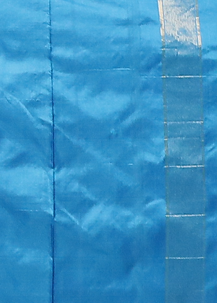 Blue Handloom Kanjivaram Pure Silk Saree With Blouse Piece