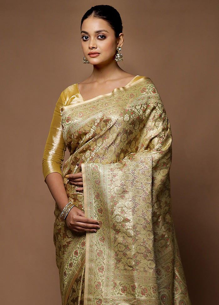 Cream Handloom Tanchoi Pure Silk Saree With Blouse Piece