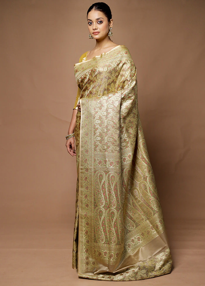 Cream Handloom Tanchoi Pure Silk Saree With Blouse Piece