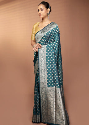 Blue Uppada Silk Saree With Blouse Piece